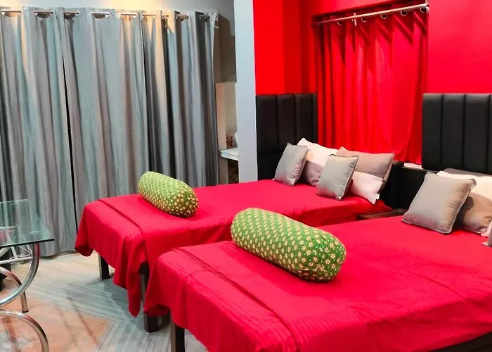 Nidhivan Homestay